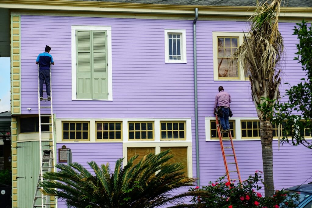 Schilderwerk onderhouden: kleine controle voorkomt grote schade Onderhoud en schilderwerk aan een woning